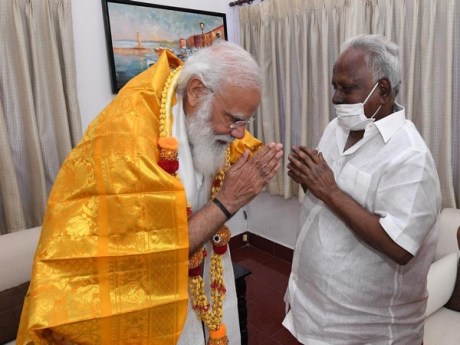 PM Modi greets Bangaru Adigalar in Chennai (2021)