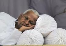 Anna Hazare on fast at Ramlila Maidan.