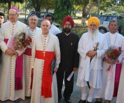 Cardinal Jean-Louis Tauran & Sikh leaders.