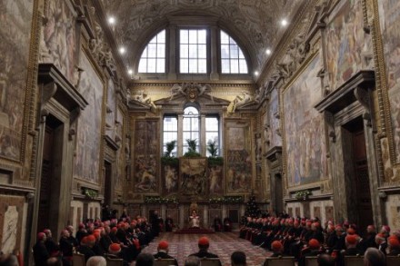 Benedict XVI address the Vatican Curia on 20 Dec. 2010