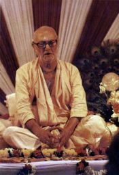 Srila Bhakti Raksak Sridhar Dev Goswami Maharaj