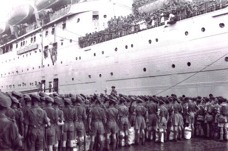 British troops leaving India in 1947 British troops leaving India in 1947
