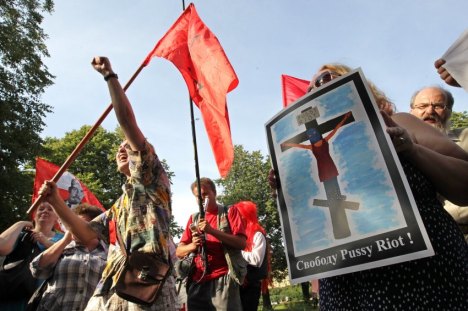 Russian opposition members