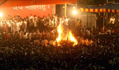 Bal Thackeray's cremation 