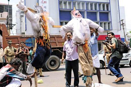 Kerala activists protest marines' escape to Italy