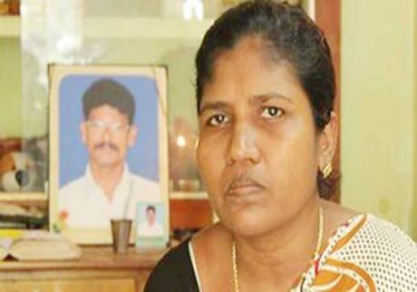 Wife of Indian fisherman