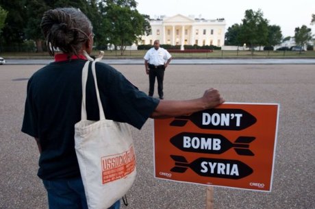 Anti-war protester in front of the White House.