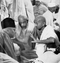 Gandhi, Patel & Maulana Azad (Sept 1940)
