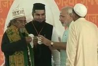 Modi offered Muslim cap