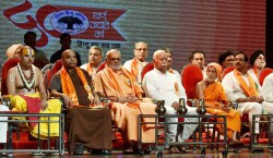 RSS chief Mohan Bhagwat with leaders and spiritual guru's celebrate Vishwa Hindu Parishad (VHP) 50 years on the occasion of Krishna Janamashtami in Mumbai in 2014. 