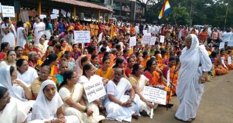 Members of the Jain community staging a demonstration in front of the Deputy Commissioner’s offic,e in protest against the Rajasthan High Court judgment on ‘Santhara’, in Belagavi on Monday.