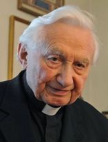 Monsignor Georg Ratzinger