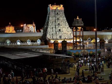Venkateshwara Temple Rajgopuram Tirumala Venkateshwara Temple Tirumala