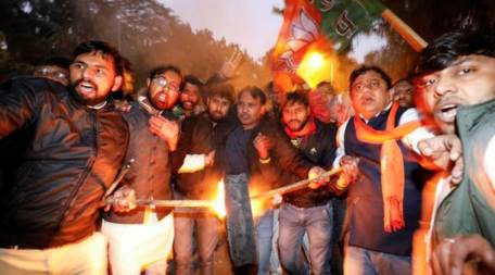 Supporters of the ruling Bharatiya Janata Party (BJP) youth wing protest against the Kerala state government for allowing women to defy an ancient ban and enter the Sabarimala temple and the increasing violence against its party workers, in New Delhi, India (January 6, 2019). Supporters of the ruling Bharatiya Janata Party (BJP) youth wing protest against the Kerala state government for allowing women to defy an ancient ban and enter the Sabarimala temple and the increasing violence against its party workers, in New Delhi, India (January 6, 2019).