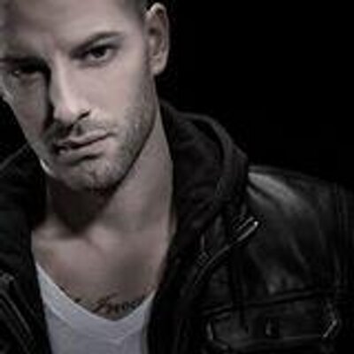Darcy Oake