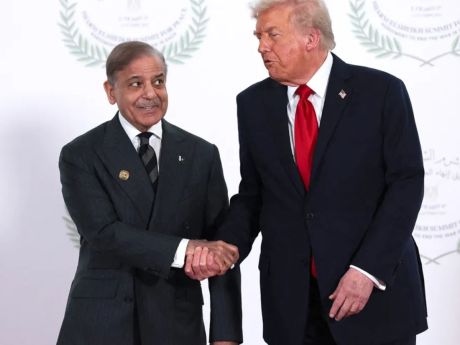 Pakistani Prime Minister Shehbaz Sharif and U.S. President Donald Trump